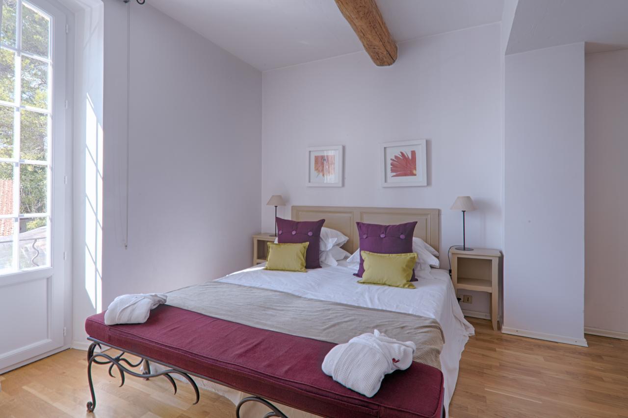 Le Manoir De L'Etang Hotel Mougins Kültér fotó